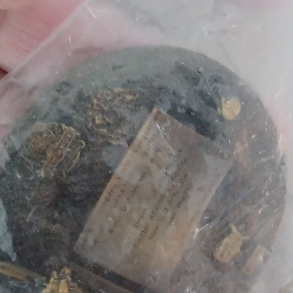 JOHN DEERE FLY-IN 92-93 BRASS BELT BUCKLE VINTAGE 1992 TRACTOR FARMER - Picture 4 of 7